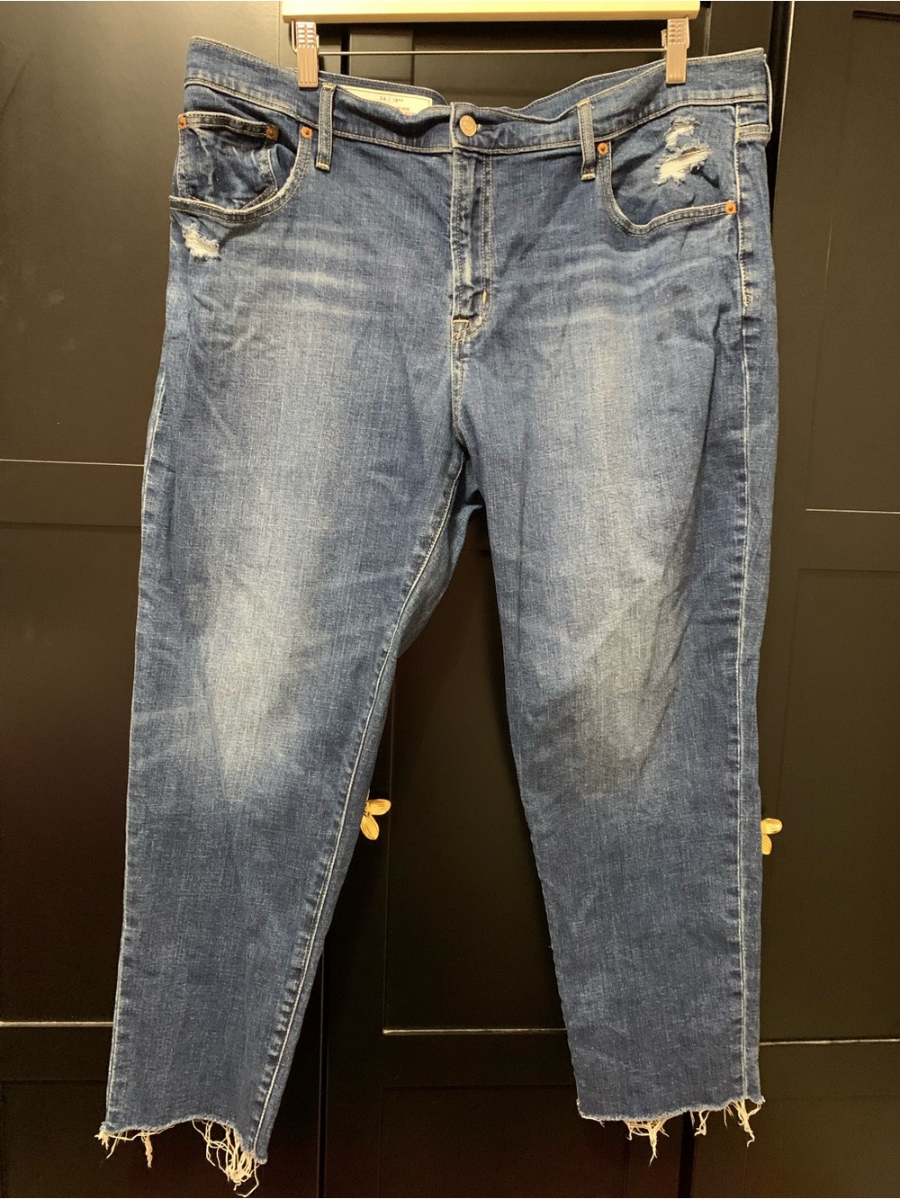 GAP girlfriend mid rise Distressed Blue Jeans everyday essentials classic